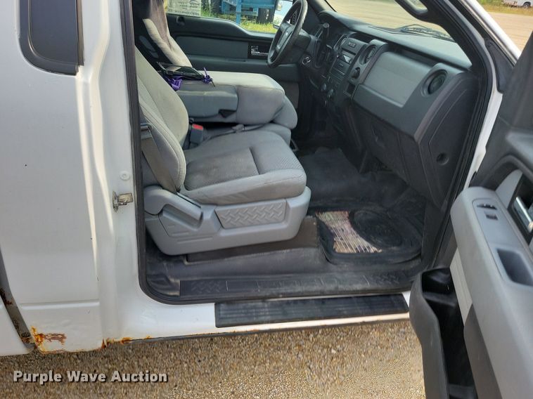 image for item DR4381 2013 Ford F150 XL pickup truck