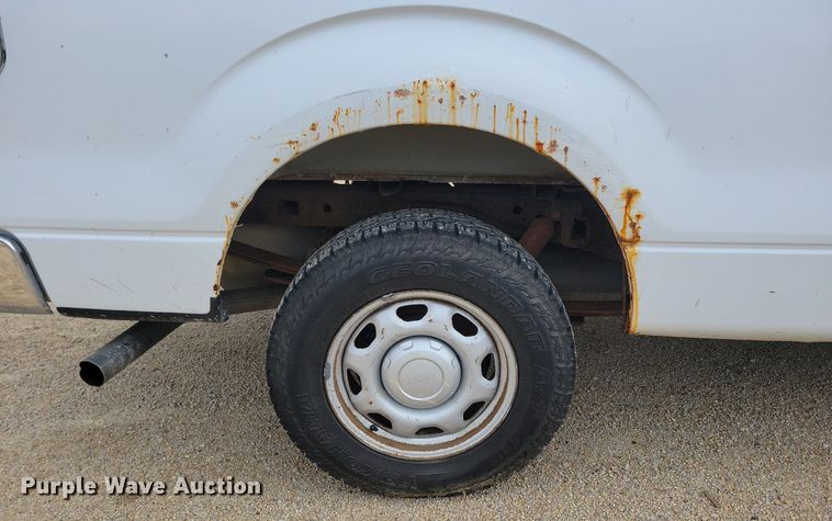 image for item DR4381 2013 Ford F150 XL pickup truck