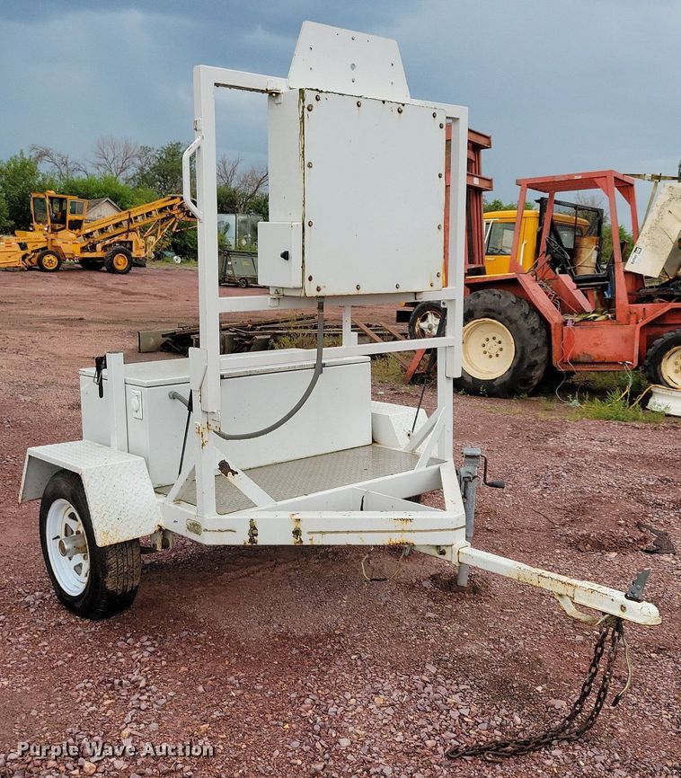 image for item DR4466 Radar trailer