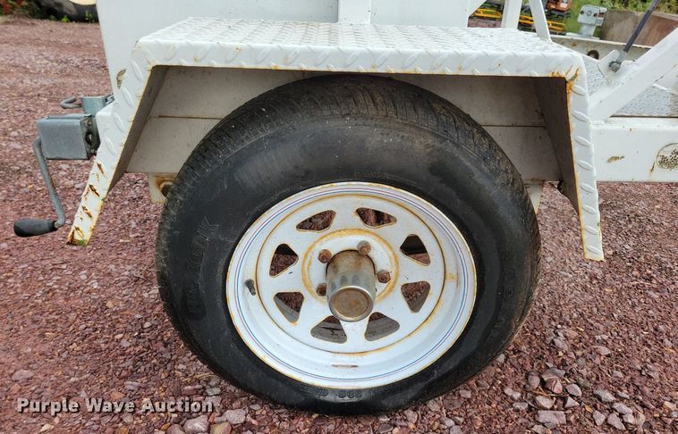 image for item DR4466 Radar trailer