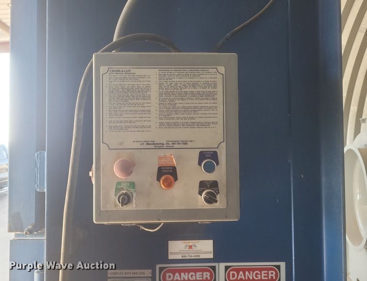 image for item DR5000 1997 Cram-a-lot 60-DB-LU vertical material baler