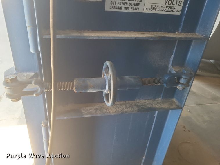 image for item DR5000 1997 Cram-a-lot 60-DB-LU vertical material baler