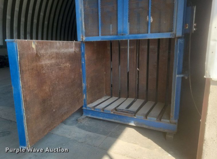 image for item DR5000 1997 Cram-a-lot 60-DB-LU vertical material baler