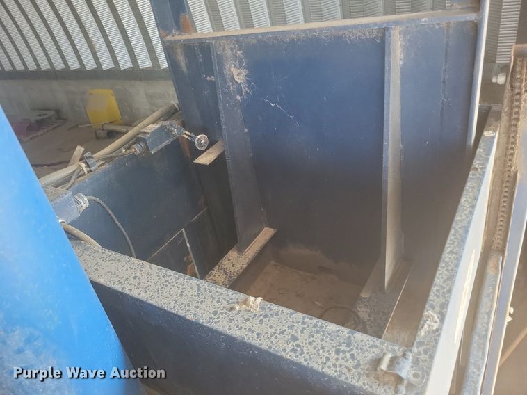 image for item DR5000 1997 Cram-a-lot 60-DB-LU vertical material baler