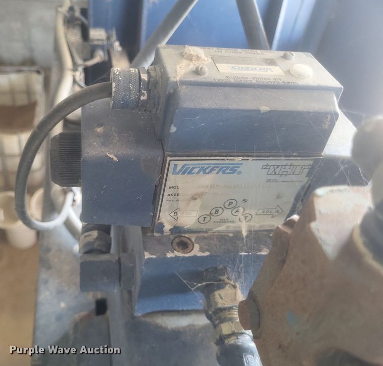 image for item DR5000 1997 Cram-a-lot 60-DB-LU vertical material baler