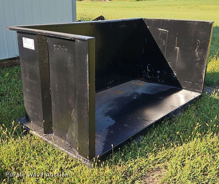 image for item DR8758 Man basket