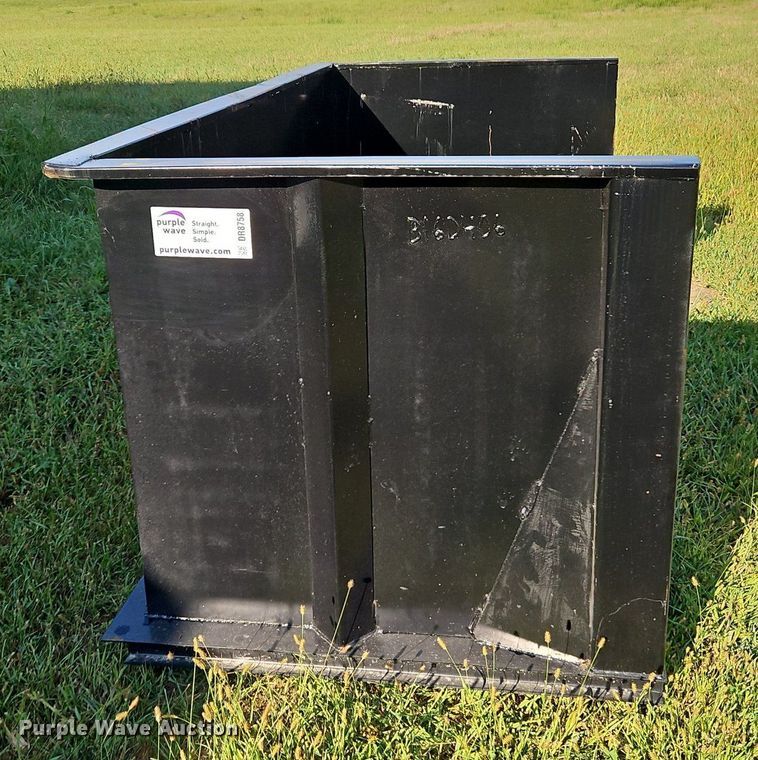 image for item DR8758 Man basket