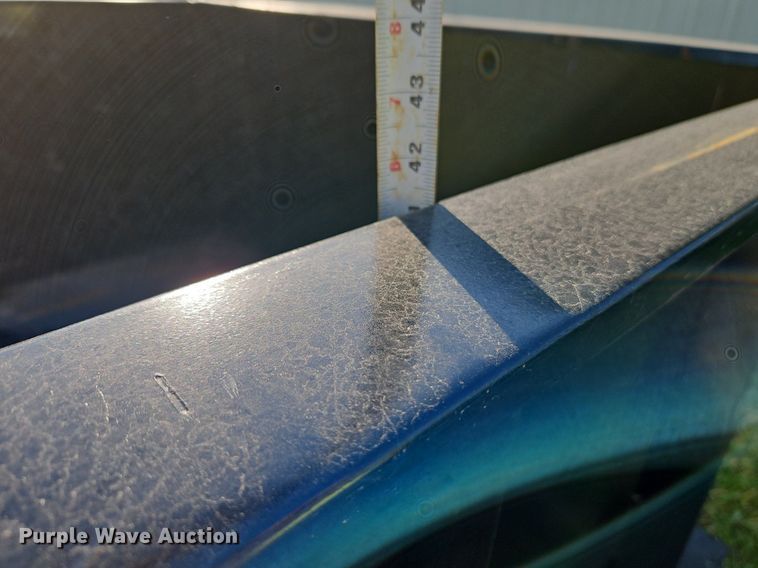 image for item DR8758 Man basket