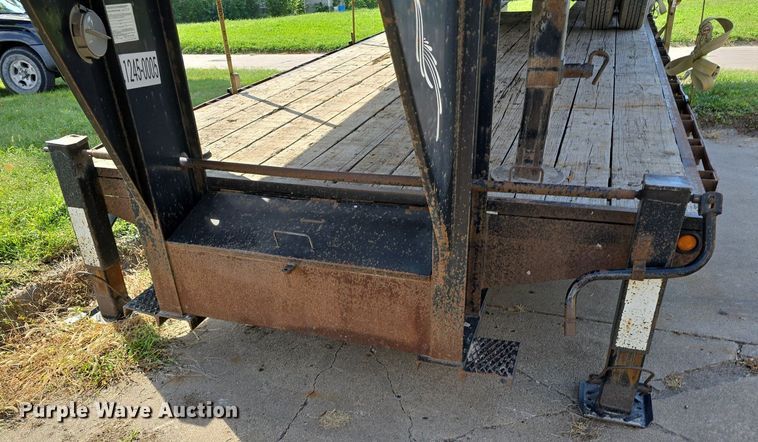 image for item DS4765 2015 Trailerman Trailers Inc. HHG8205R20 equipment trailer