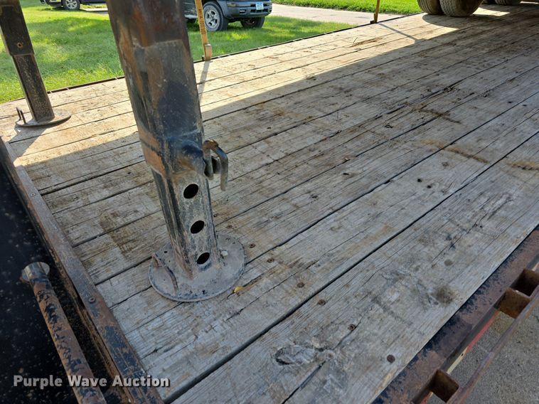 image for item DS4765 2015 Trailerman Trailers Inc. HHG8205R20 equipment trailer