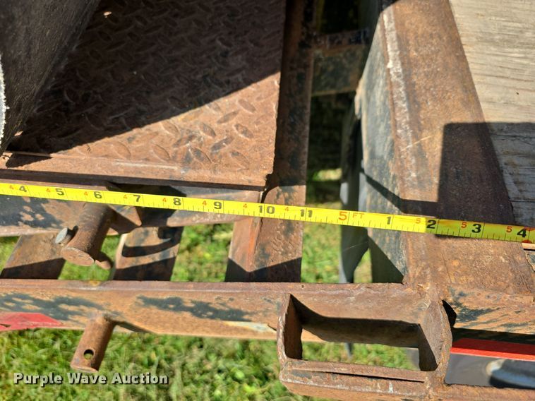 image for item DS4765 2015 Trailerman Trailers Inc. HHG8205R20 equipment trailer