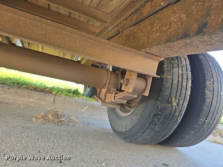 image for item DS4765 2015 Trailerman Trailers Inc. HHG8205R20 equipment trailer