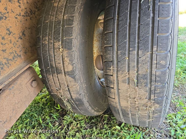 image for item DS4765 2015 Trailerman Trailers Inc. HHG8205R20 equipment trailer