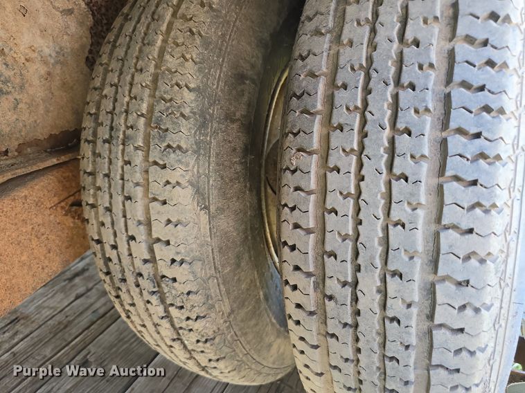 image for item DS4766 2011 Hillsboro Industries 725-TD-BT equipment trailer