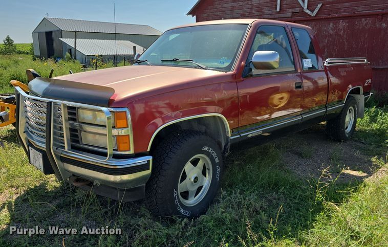 image for item DS4783 1991 Chevrolet K1500 Ext. Cab pickup truck