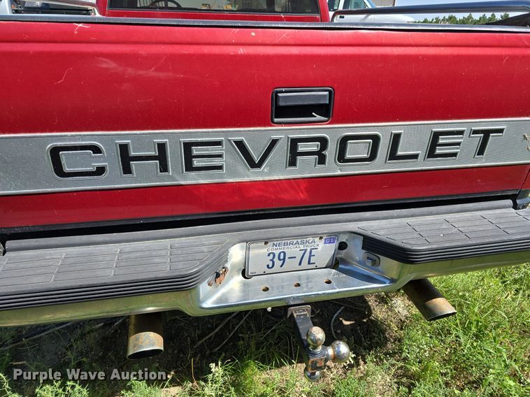 image for item DS4783 1991 Chevrolet K1500 Ext. Cab pickup truck