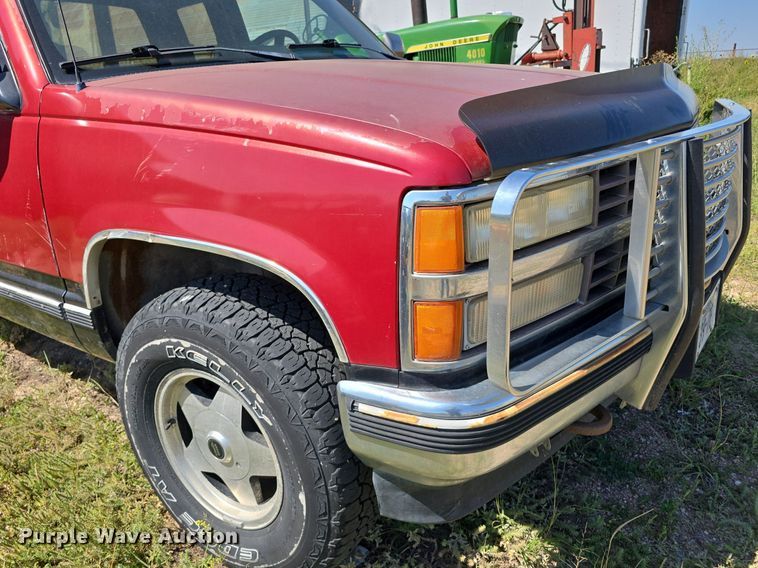 image for item DS4783 1991 Chevrolet K1500 Ext. Cab pickup truck