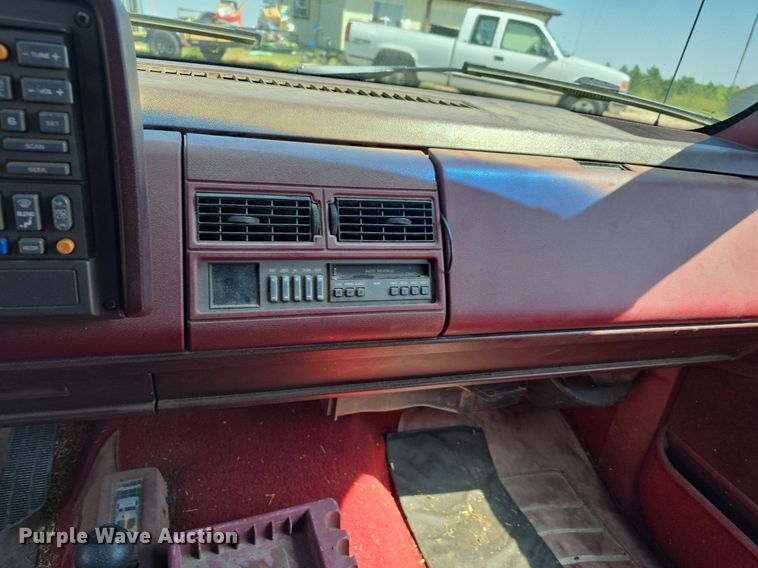 image for item DS4783 1991 Chevrolet K1500 Ext. Cab pickup truck