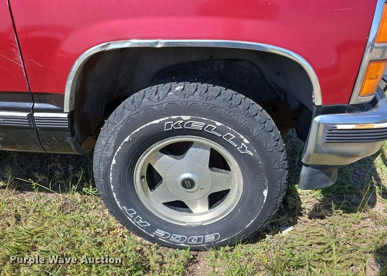 image for item DS4783 1991 Chevrolet K1500 Ext. Cab pickup truck