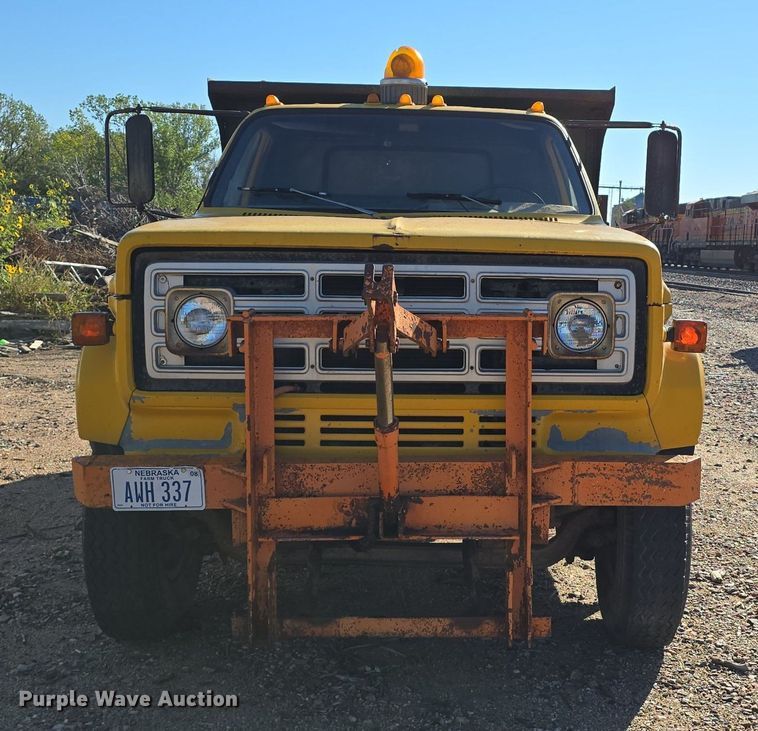 image for item DS4784 1973 GMC 6500 dump truck
