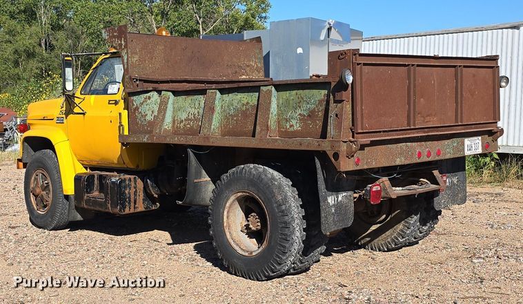 image for item DS4784 1973 GMC 6500 dump truck
