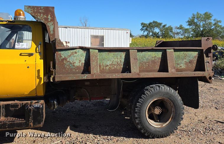 image for item DS4784 1973 GMC 6500 dump truck