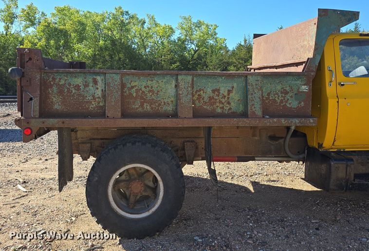 image for item DS4784 1973 GMC 6500 dump truck