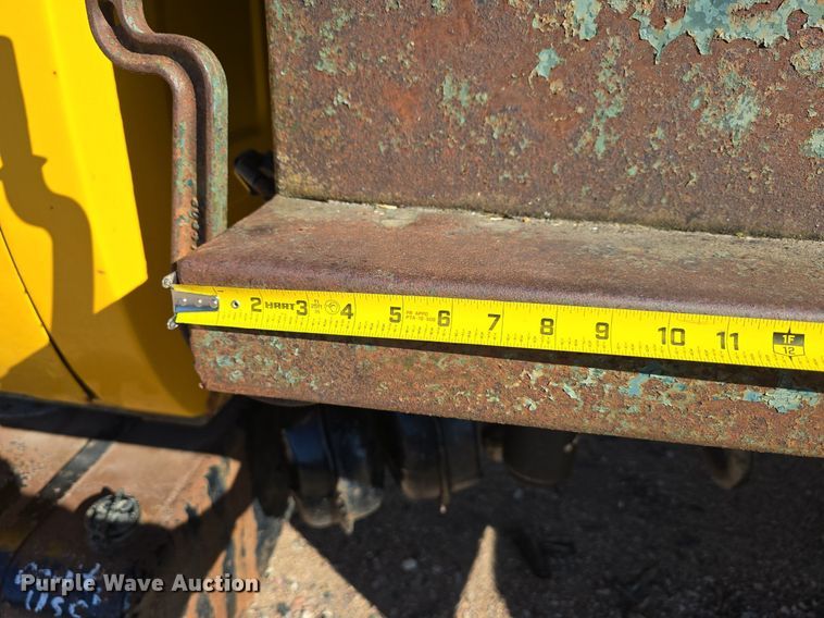 image for item DS4784 1973 GMC 6500 dump truck