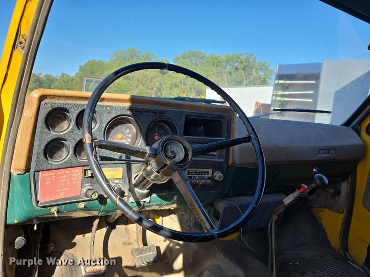 image for item DS4784 1973 GMC 6500 dump truck