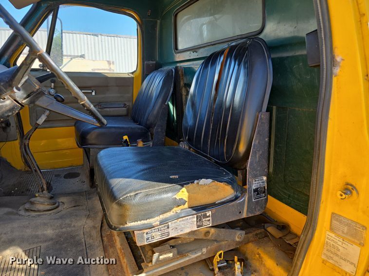 image for item DS4784 1973 GMC 6500 dump truck