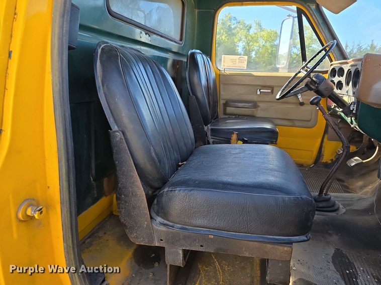 image for item DS4784 1973 GMC 6500 dump truck