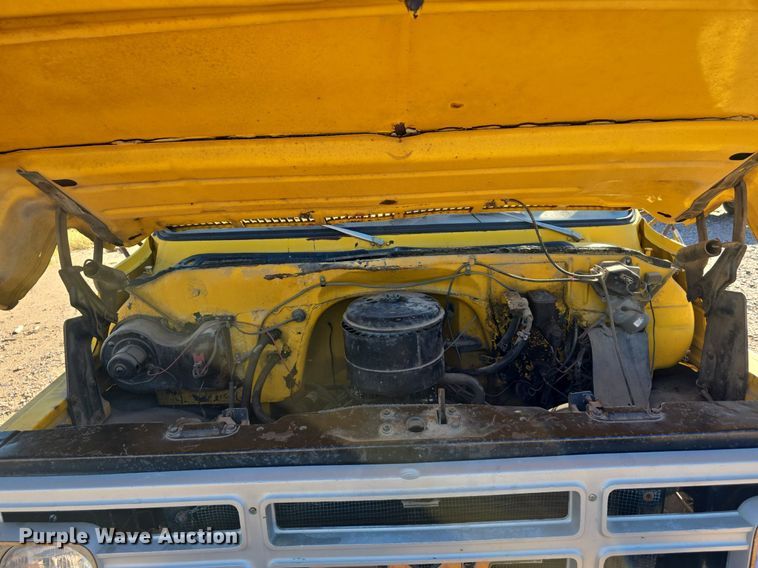 image for item DS4784 1973 GMC 6500 dump truck