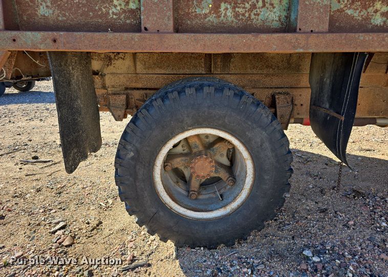 image for item DS4784 1973 GMC 6500 dump truck