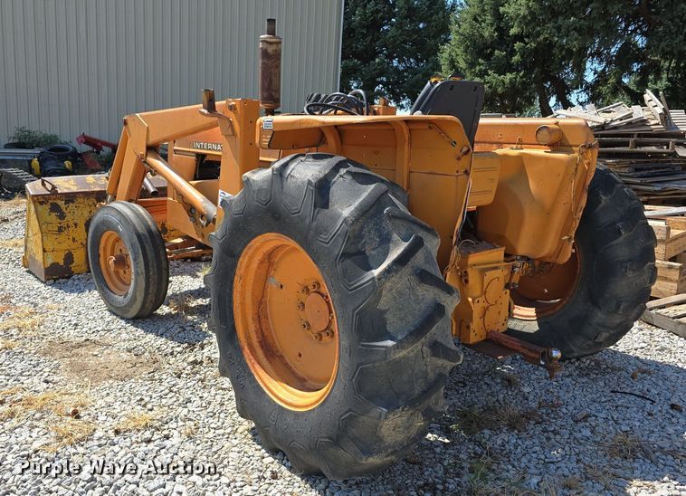 image for item DS4788 International Harvester 2510B tractor