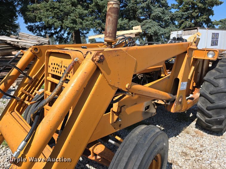 image for item DS4788 International Harvester 2510B tractor