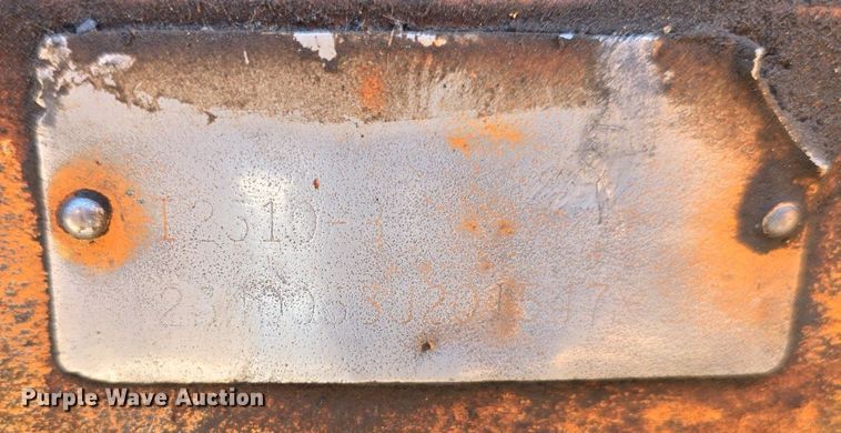 image for item DS4788 International Harvester 2510B tractor