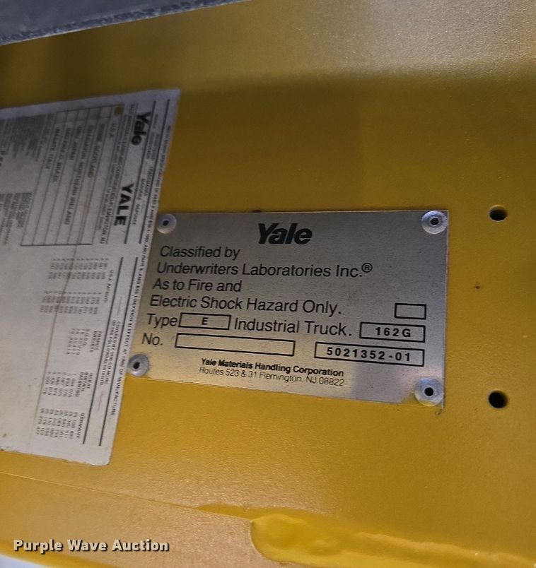 image for item DS4838 Yale 0S030EBN24TE089 order picker