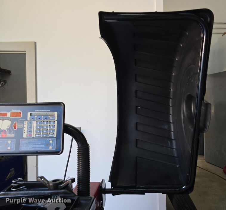 image for item DS4840 Coats 1250 Direct Drive tire balancer