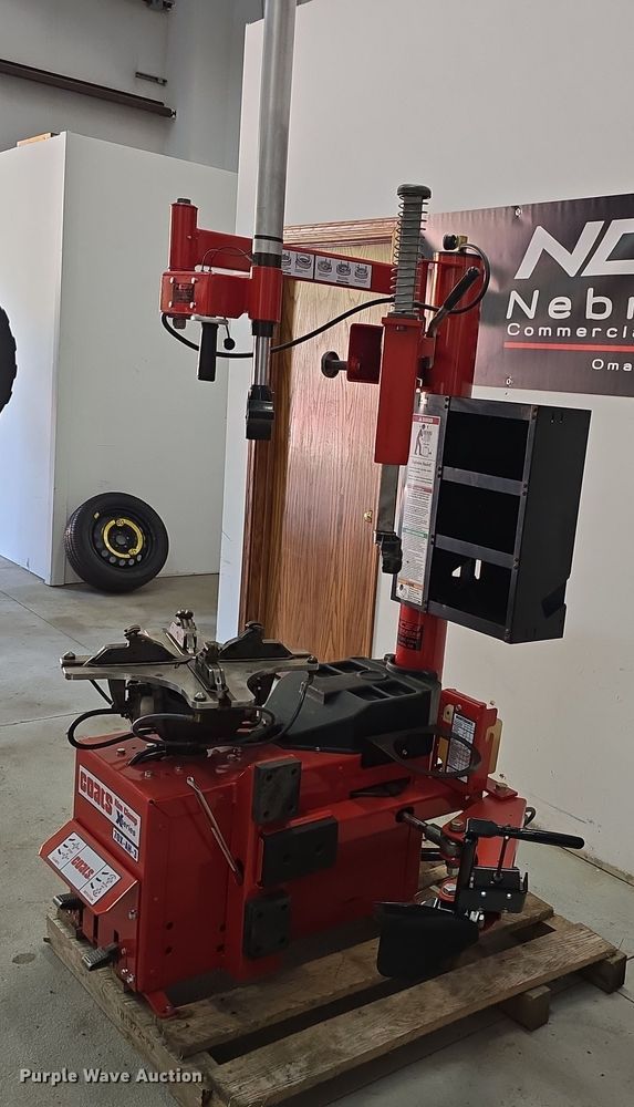 image for item DS4841 Coats Rim Clamp X Series 70X-AH-3 tire machine