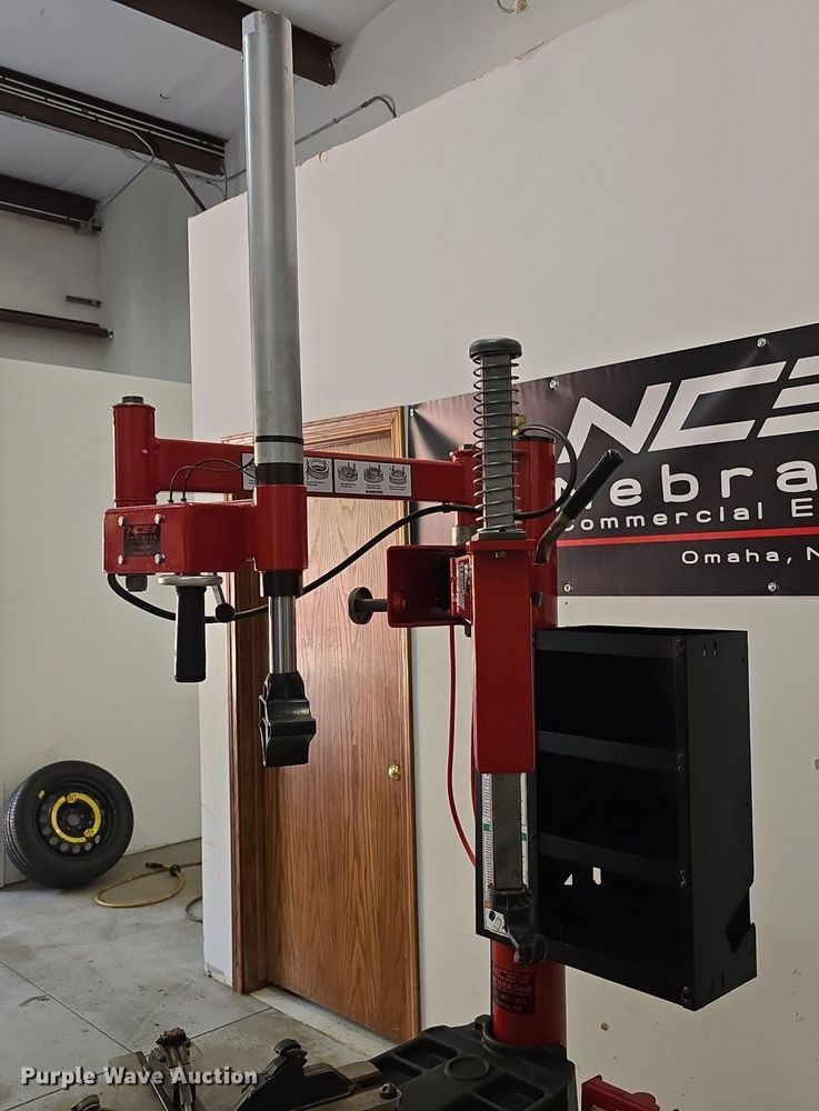 image for item DS4841 Coats Rim Clamp X Series 70X-AH-3 tire machine