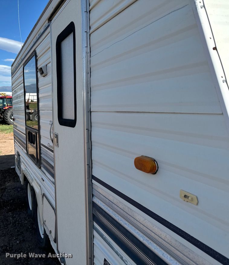 image for item DS7546 1991 Dutchman 180 camper