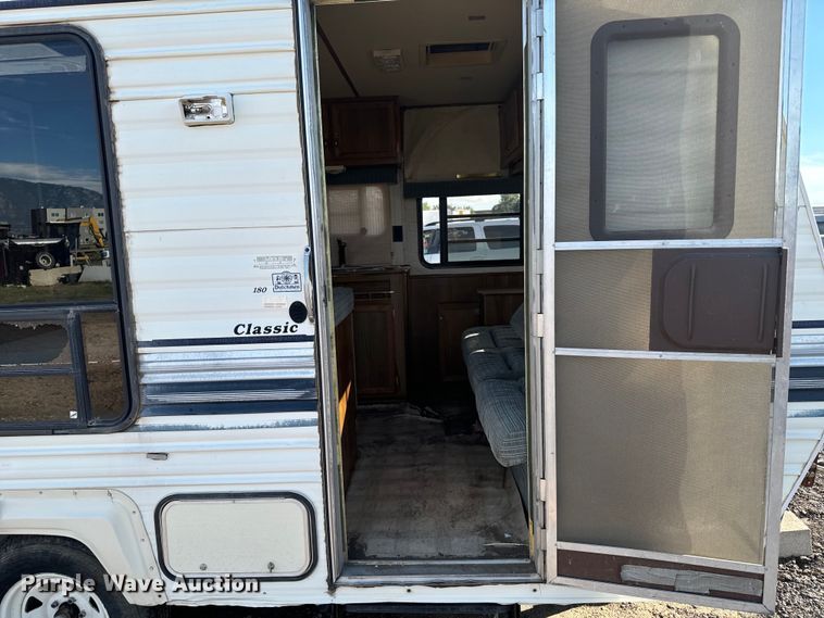 image for item DS7546 1991 Dutchman 180 camper