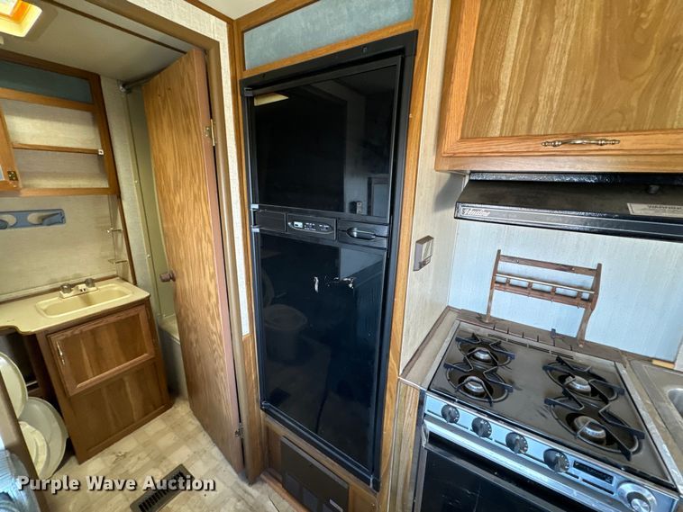 image for item DS7546 1991 Dutchman 180 camper