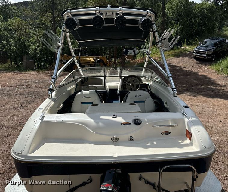 image for item DS7547 1997 Bayliner 1750LS  boat