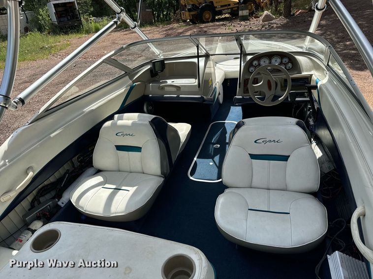 image for item DS7547 1997 Bayliner 1750LS  boat