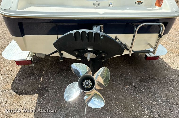 image for item DS7547 1997 Bayliner 1750LS  boat