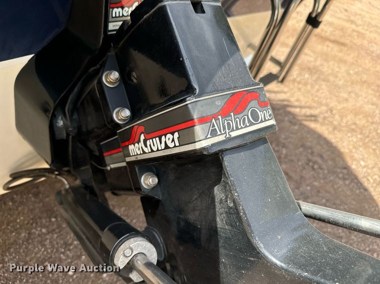 image for item DS7547 1997 Bayliner 1750LS  boat