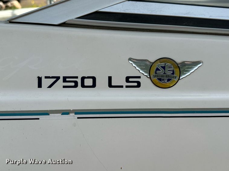 image for item DS7547 1997 Bayliner 1750LS  boat