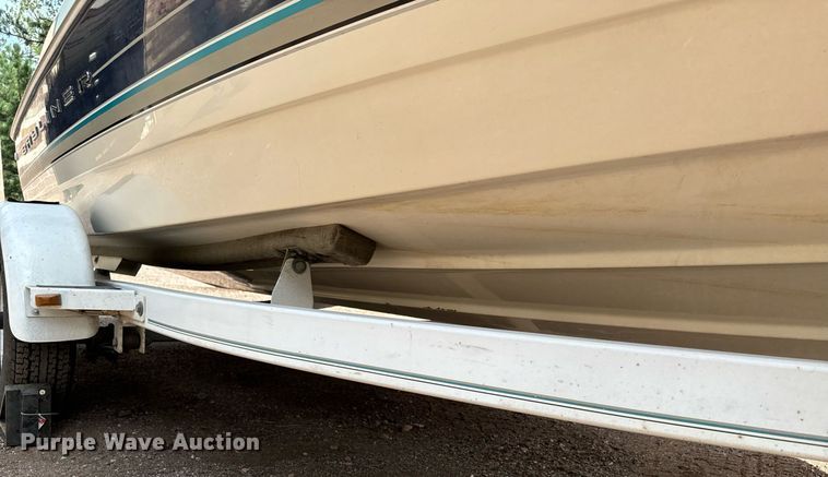 image for item DS7547 1997 Bayliner 1750LS  boat
