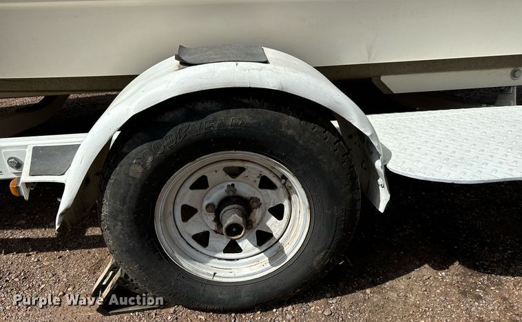 image for item DS7547 1997 Bayliner 1750LS  boat